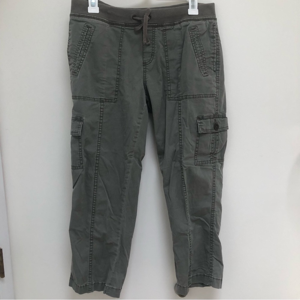 Olive Green Utility Cargo Military Jogger Capri Pants